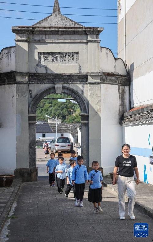 斯民小学,传承文化，启迪未来